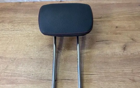 Mercedes-Benz EQA Rear seat headrest