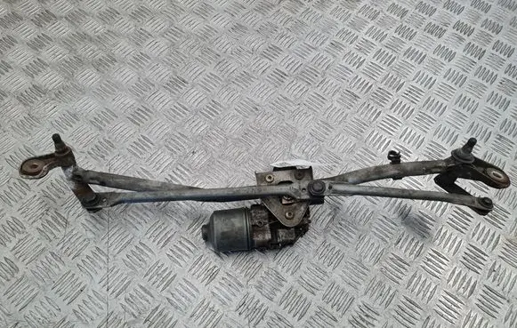Audi A4 S4 B7 8E 8H Front wiper linkage and motor 8E1955119