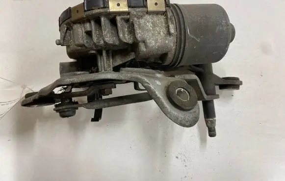 Peugeot 407 Wiper motor 3397020604