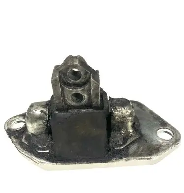 Volvo V70 Engine mount bracket 28086013