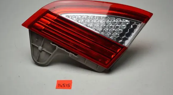 Ford Mondeo MK IV Tailgate rear/tail lights 7S7113A602