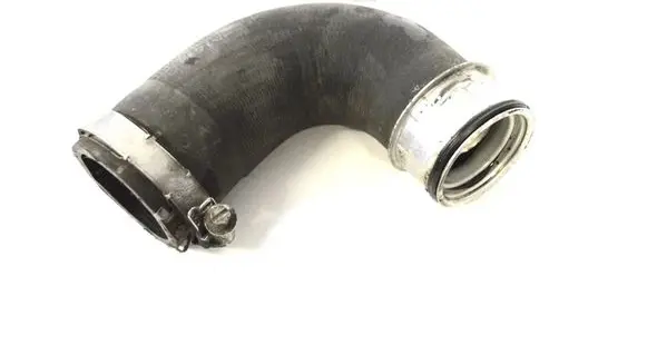 Porsche 997 Intercooler hose/pipe 7P0145708A