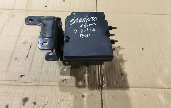 KIA Sorento ABS Pump 58900C5951