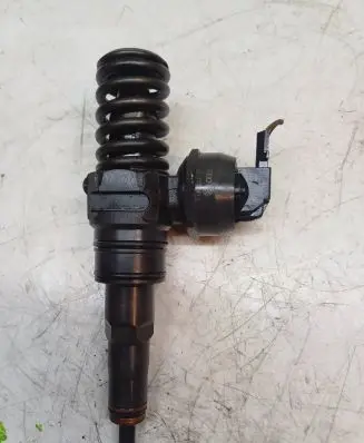 Ford Galaxy Fuel injector 038130011AK