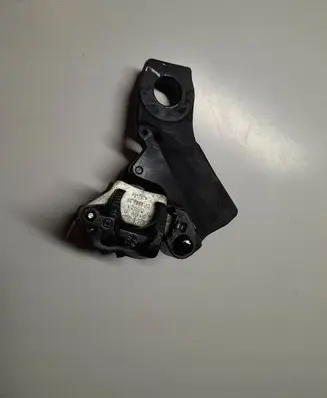 BMW 2 Active Tourer U06 Front brake caliper