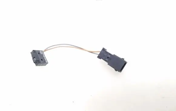 Audi A3 S3 8L Tailgate opening switch 8D5959489