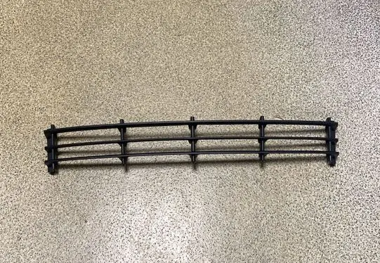 Skoda Octavia Mk1 (1U) Front bumper lower grill 1Z0853677B