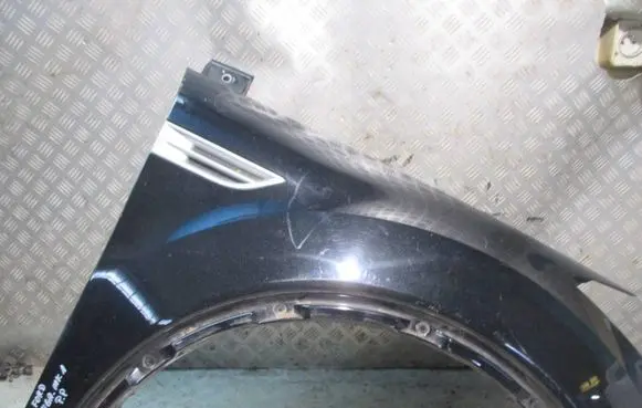 Ford Kuga I Fender