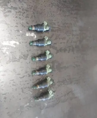 BMW 5 E39 Fuel injector 0280150415