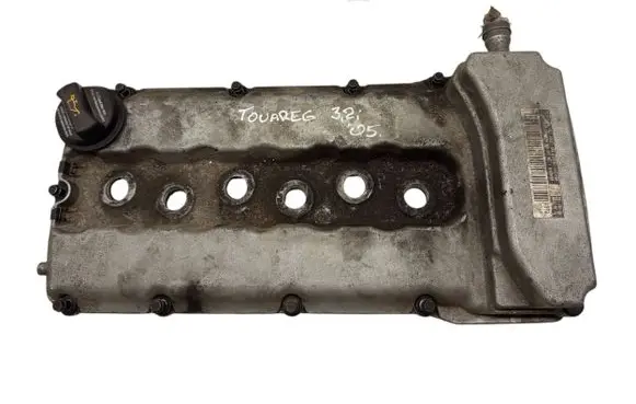 Volkswagen Touareg I Rocker cam cover 022103475Q