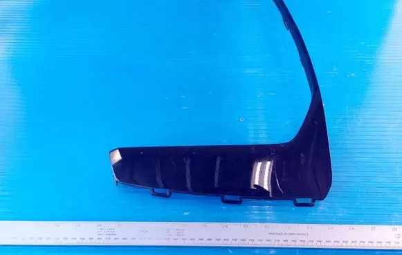 Audi Q7 4M Front bumper splitter molding 4M0807300A