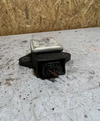 Mercedes-Benz E W211 ESP acceleration yaw rate sensor A0055422618 0265005735