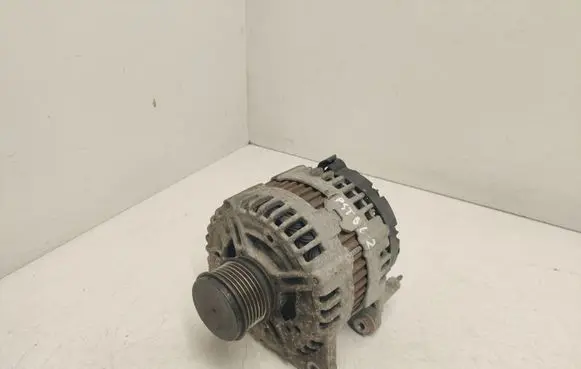 Volkswagen PASSAT B6 Generator/alternator 03G903023