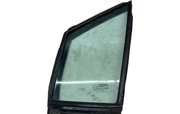 Toyota Corolla E210 E21 Front door vent window glass four-door OYT25301 68216-02020