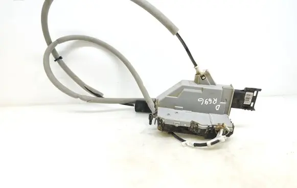 Toyota Proace Sliding door lock PSA084173 4137A106215 16942528