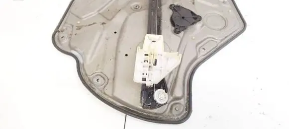 Skoda Octavia Mk2 (1Z) Sliding door window regulator with motor 1Z0839656C