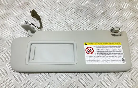 Sun visor