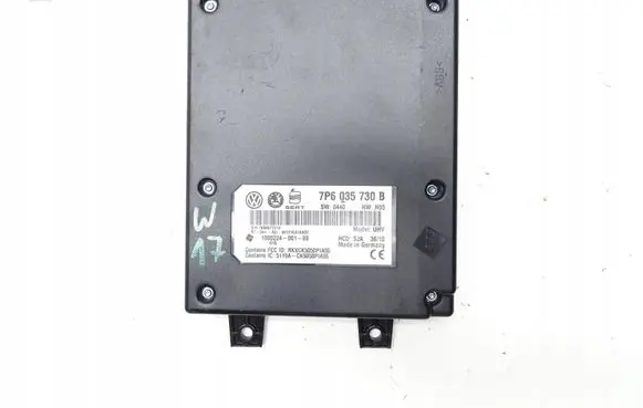 Volkswagen PASSAT B7 Bluetooth control unit module 7P6035730B