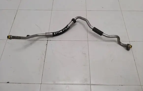 Audi A4 S4 B7 8E 8H Air conditioning (A/C) pipe/hose 8E1260712AJ