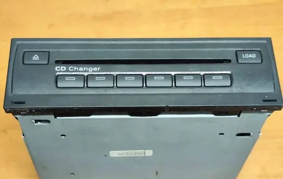 Audi A6 Allroad C6 CD/DVD changer 4E0035111A 4E0910111F