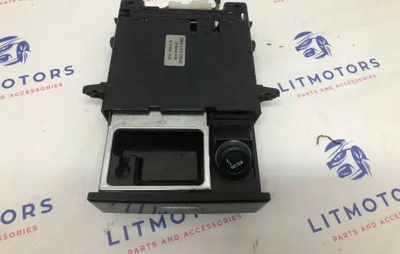 BMW 5 E60 E61 Car ashtray 6976376