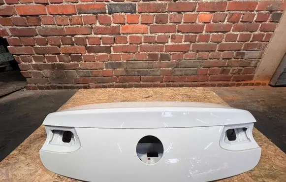 Mercedes-Benz E W238 Tailgate/trunk/boot lid 