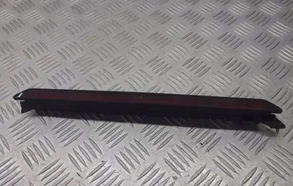 Volkswagen PASSAT B5.5 Third/center stoplight 1J6945097