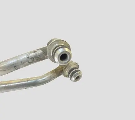 Jaguar XF X250 Gearbox oil cooler pipe/hose 9X237R081AC