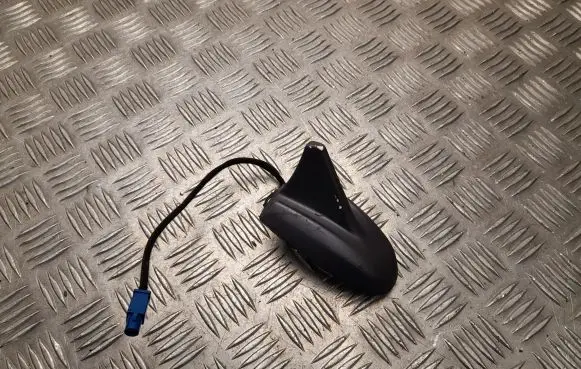 Maserati Ghibli Radio antenna 670015839