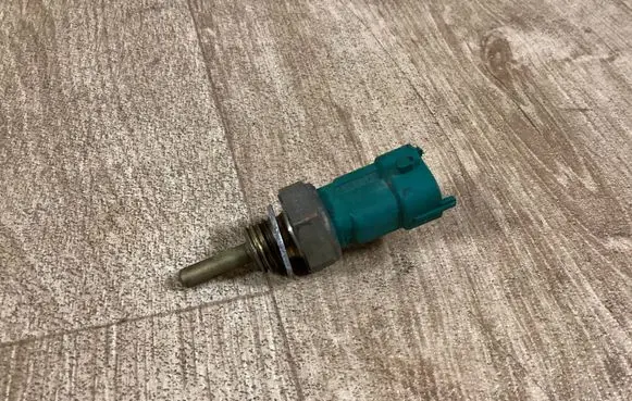 Opel Insignia A Coolant temperature sensor 55566146