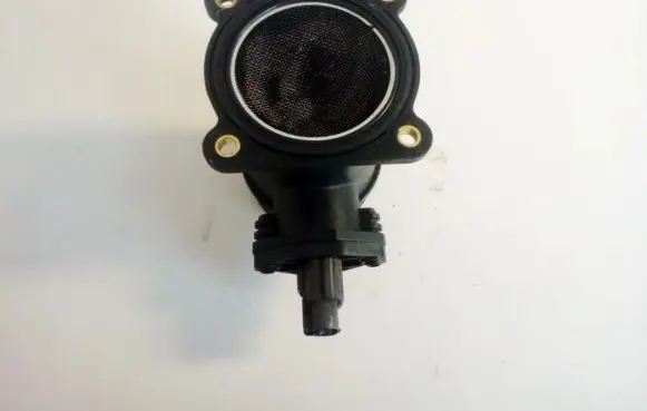 Nissan Almera N16 Mass air flow meter