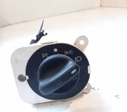 Ford Mondeo MK II Light switch 96BB13K196BB
