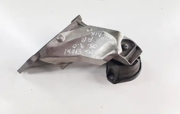 BMW 5 E60 E61 Engine mount bracket 6769286-bmw 669268