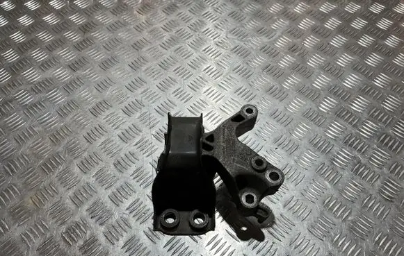 Nissan Qashqai Engine mount vacuum valve PU17936