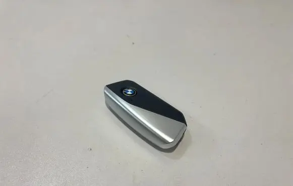 BMW X5 G05 Ignition key/card 5B7D7B0 5B3E8C9