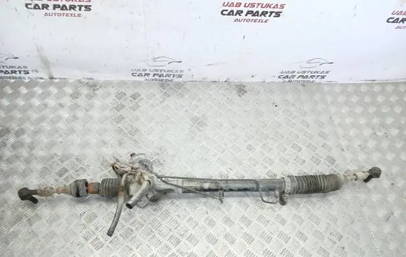 Volkswagen PASSAT B5.5 Steering rack 8D1422072