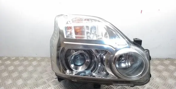 Nissan X-Trail T31 Headlight/headlamp