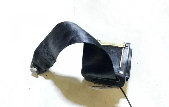 Alfa Romeo 156 Rear seatbelt 10812401