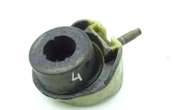 Opel Astra K Muffler mount bracket/holder 13453329
