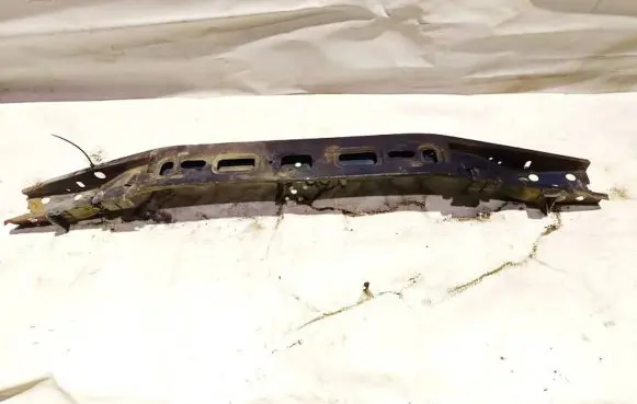 Renault Laguna I Front bumper cross member