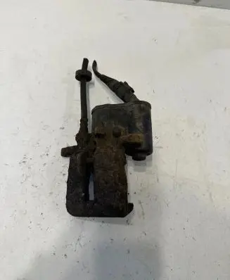 Audi A6 S6 C6 4F Rear brake caliper