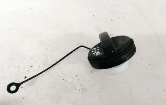Opel Mokka Fuel tank filler cap 