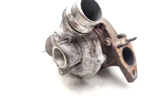 Nissan Juke I F15 Turbo 82728404 14256RH82728404
