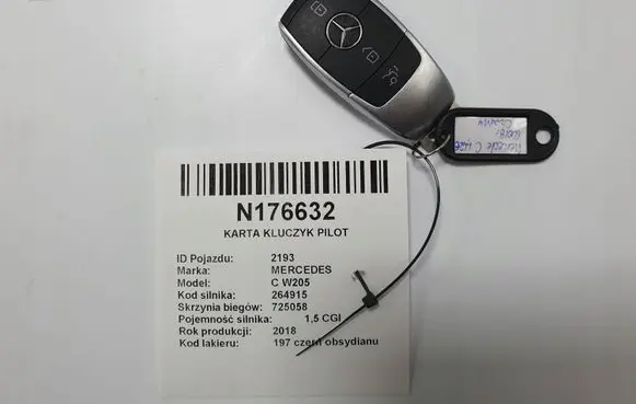 Mercedes-Benz C W205 Ignition key/card A2059053416