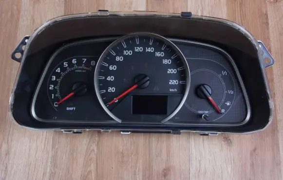 Toyota RAV 4 (XA40) Speedometer (instrument cluster) 8380042K33