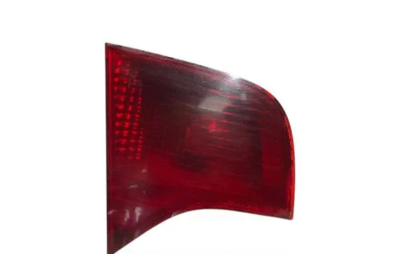Tailgate rear/tail lights