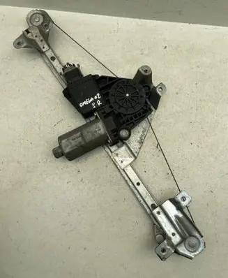 Opel Omega B2 Rear door window regulator with motor 0130821788 90520250