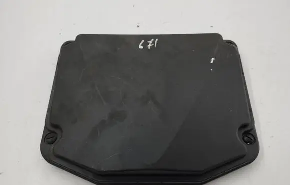Maserati Quattroporte Other engine bay part