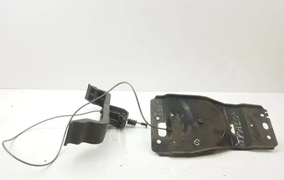 Chrysler Voyager Spare wheel mounting bracket 
