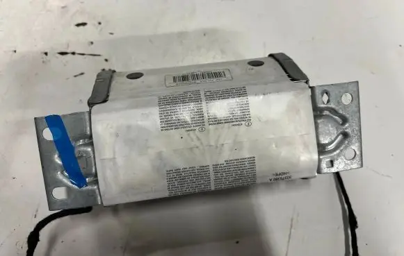 BMW 1 E81 E87 Passenger airbag 39698286006B 34009342C 1035000680030